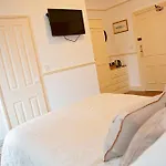 Fir Trees Отель типа 