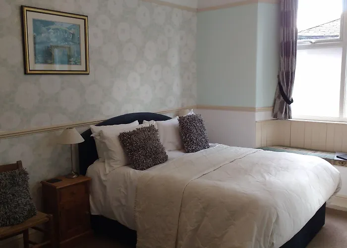 Fir Trees Bed & Breakfast 4*