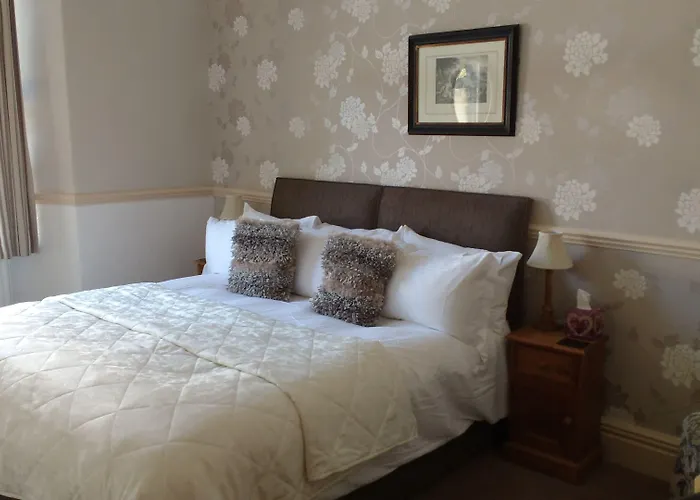 Fir Trees Bed & Breakfast 4*