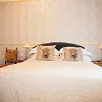 Fir Trees Bed & Breakfast 4*